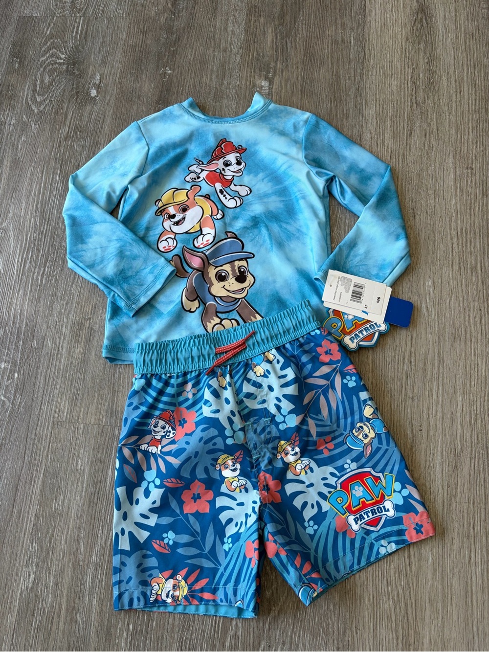 NWT Paw Patrol Boys Rash Guard Set